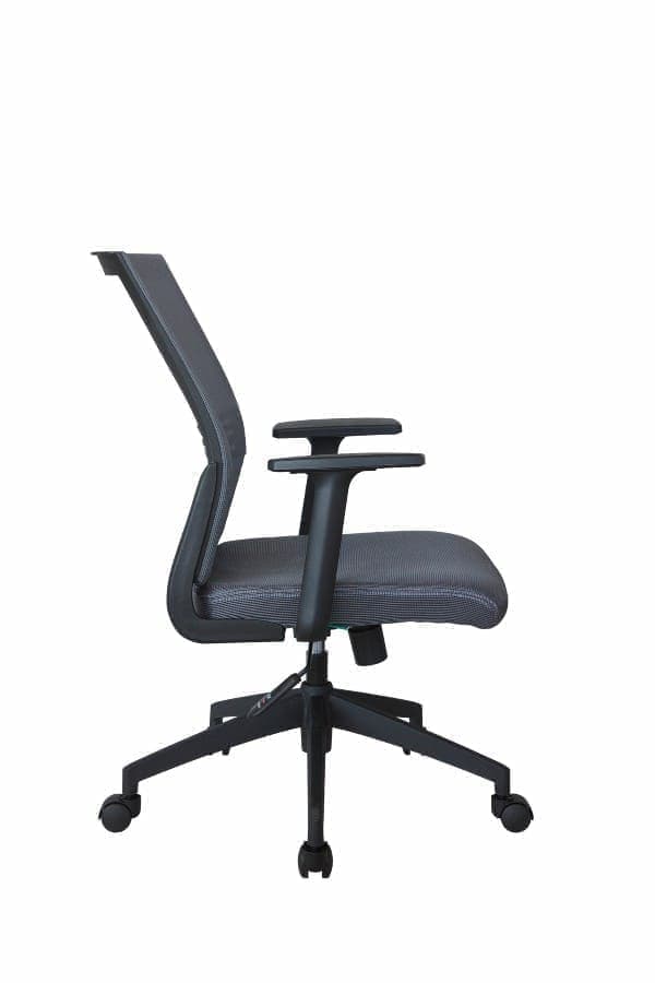 картинка Oператорские кресла Кресло Riva Chair 668 B-9 от Фабрики офисной мебели RIVA